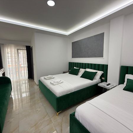 Hotel Leodori 1 Shëngjin Esterno foto